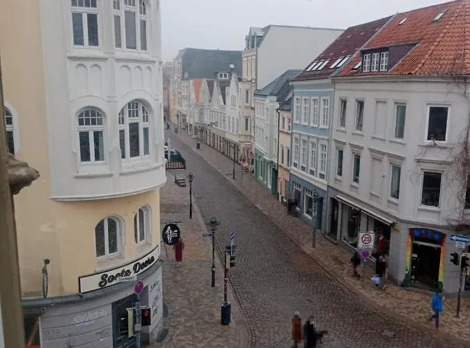 Zentrum 1 2 M R Апартаменты