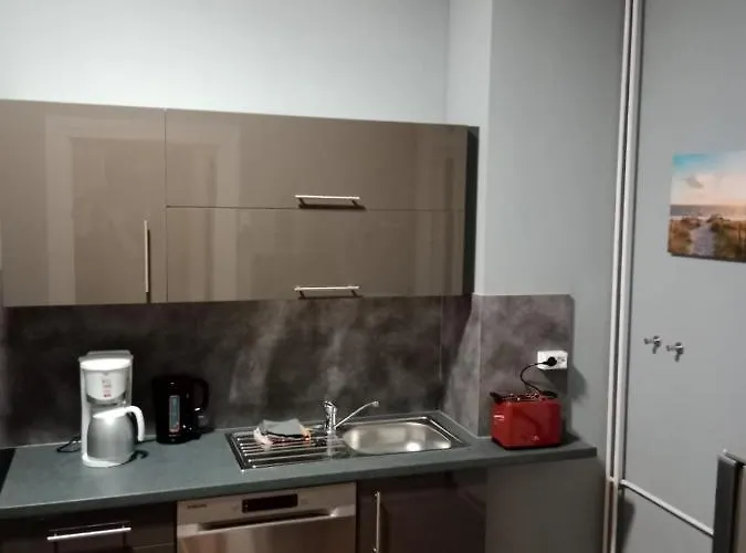 Zentrum 1 2 M R 公寓 *